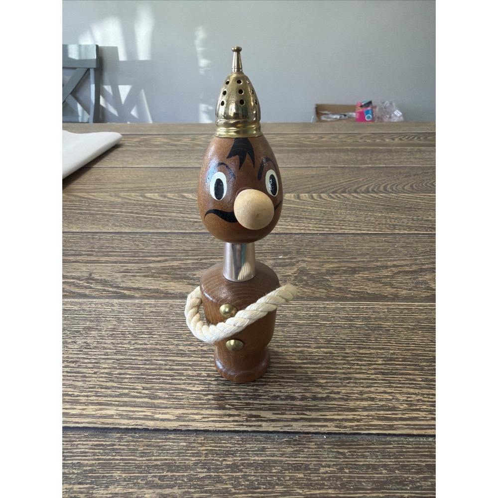Wooden Soldier Policeman Salt And Pepper Stackable Shakers Japan